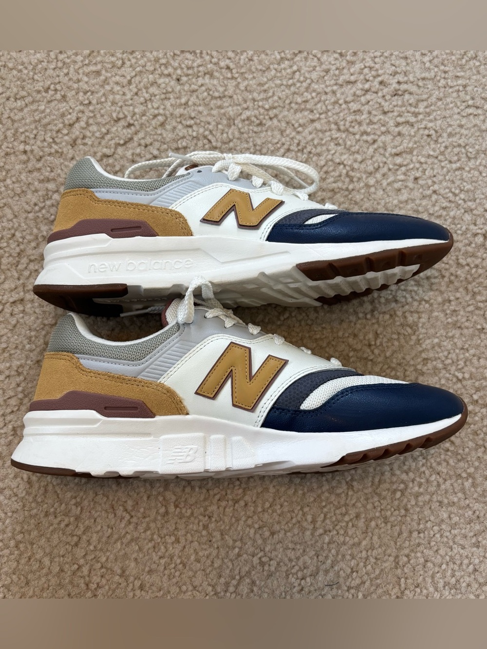 New Balance Women's 997h Navy and Tan Retro Sneakers Size 10 - Picture 3 of 8